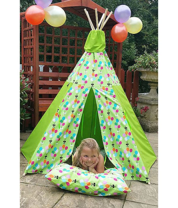 Balloon play teepee children