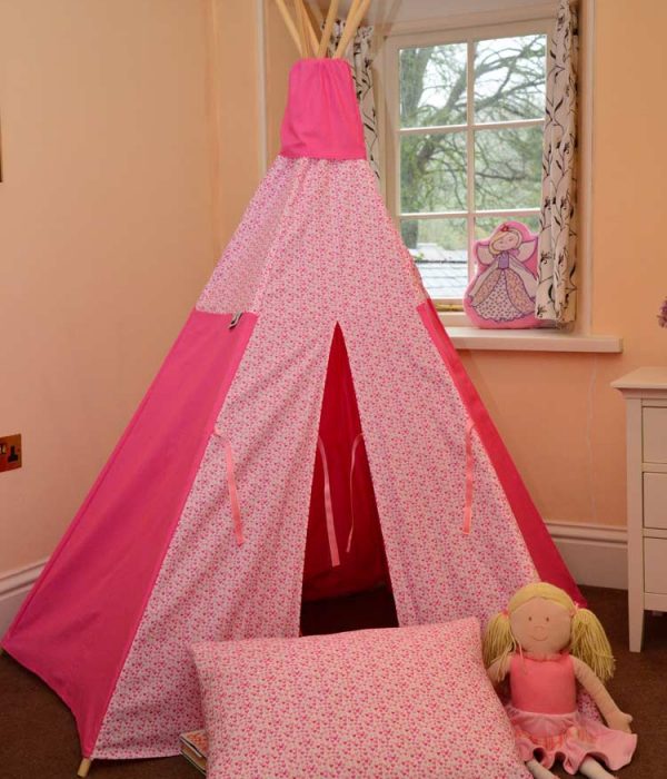 Love Hearts Teepee Children