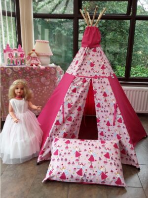 Princess Teepee with teacups