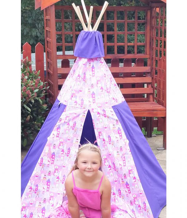 Princess and castle teepee play teepee