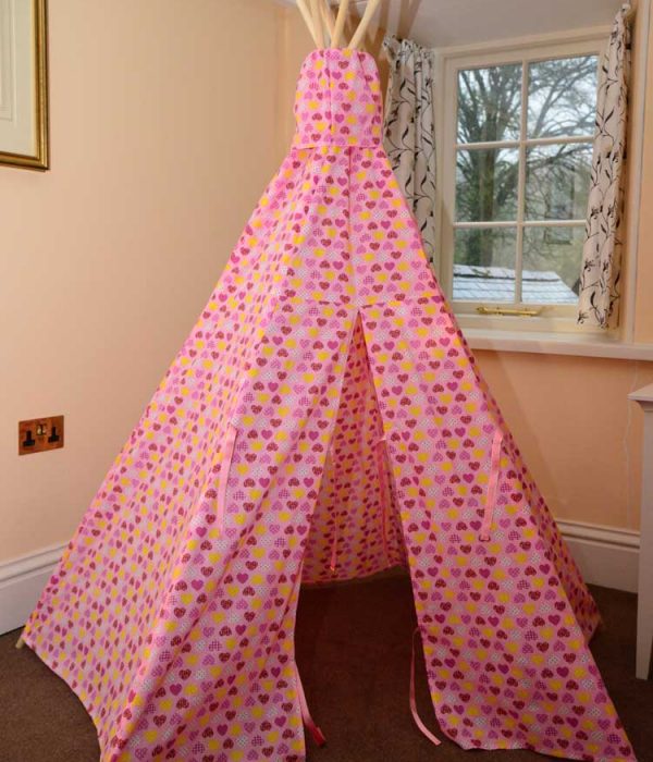 Liquorice Allsorts Heart Teepee Pink